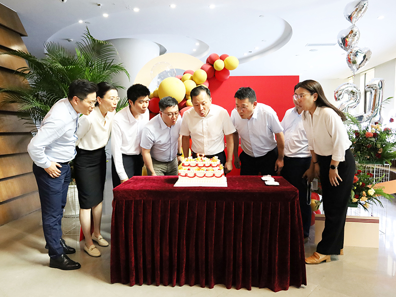 二十一載 智造未來丨賀卓然股份廿一誕辰，再啟新篇